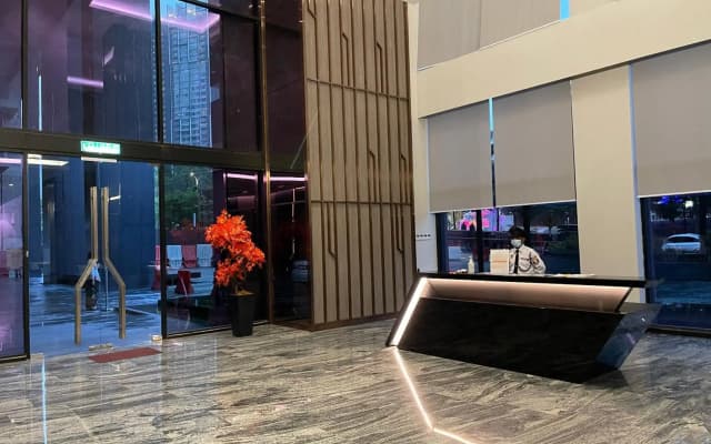 Hill10 Residence i-City by VEE -Wifi, Netflix & Parking - Comfy & Cozy - photo 2
