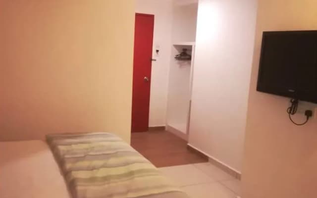 Hotel tropicaville - photo 2