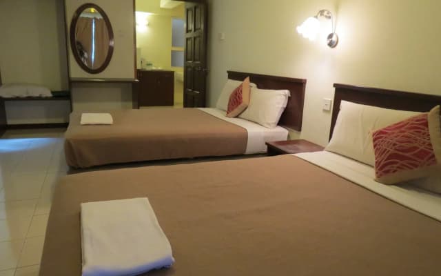 Virgo Batik Resort Teluk Batik Lumut - photo 5