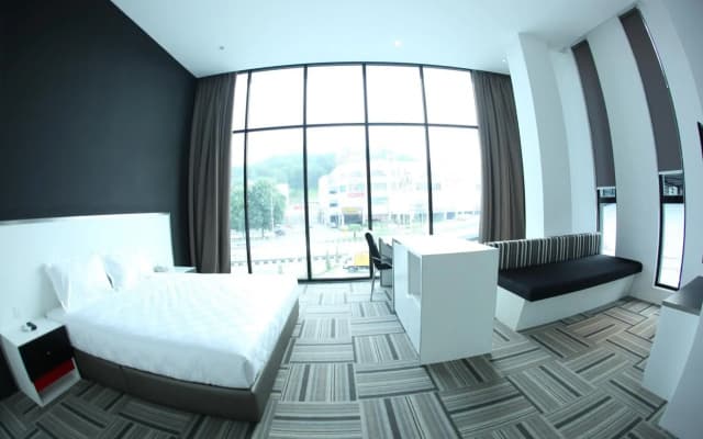 Beverly Hotel - photo 2