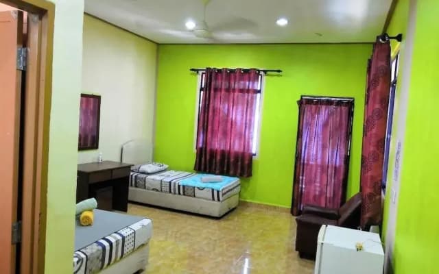 Tioman SP Barakah Chalet - photo 4