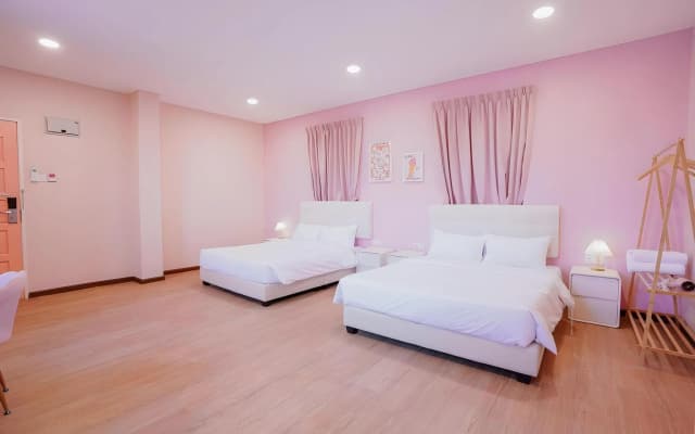 Palette Pink Cabana George Town - photo 3