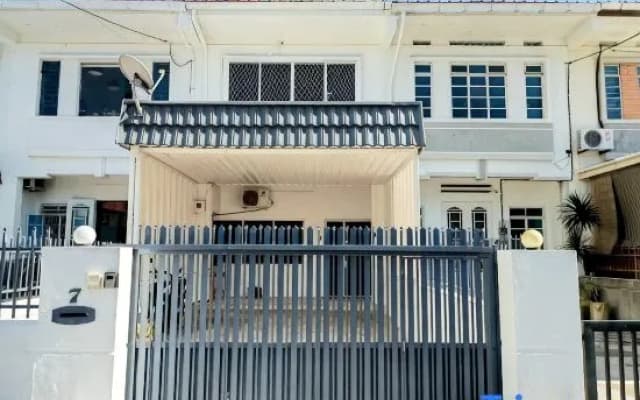7 Peaceful GurneyTerrace 4BR15pax Shops & Eateries - photo 3