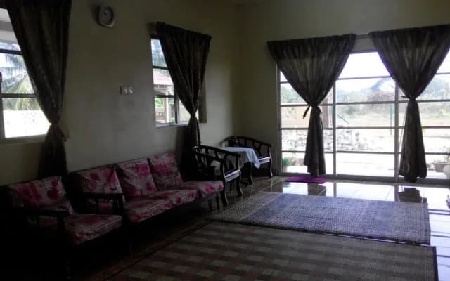 Anggerik Villa Guest House - photo 3