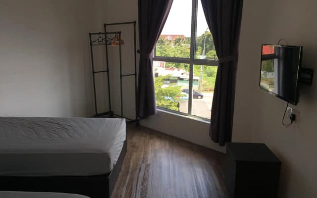 BENUTHOMESTAY - photo 2