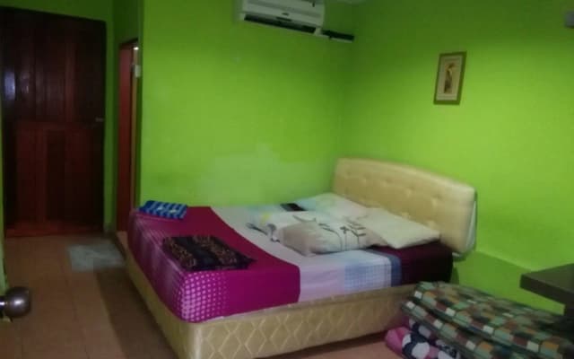 Pangkor Inn Chalet - photo 3
