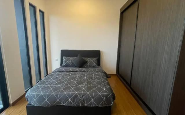Suites with Infinity Pool at Georgetown B11 - photo 3