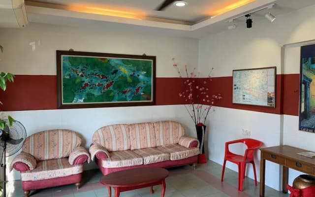 Fairway Hotel - photo 2