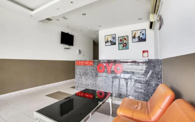T Family Hotel by OYO Rooms - photo 2