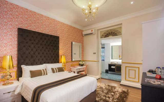 Apple Heritage Hotel - photo 3