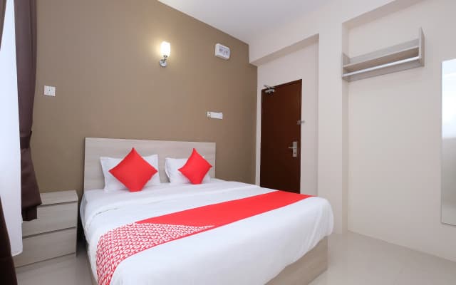 Super OYO 43935 Mancalin Hotel - photo 5