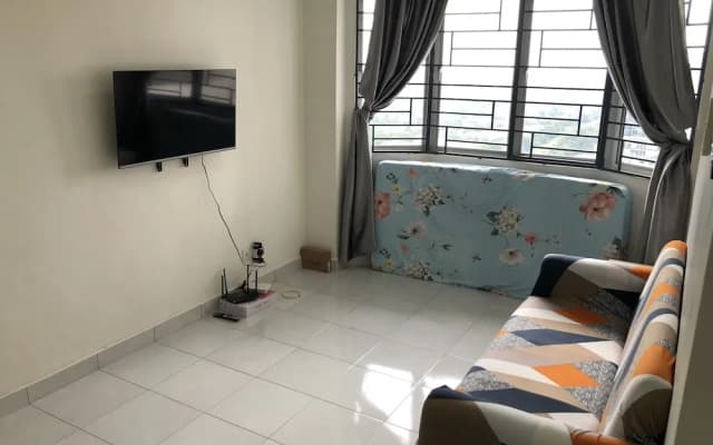 Cozy Homestay at Main Place - photo 2