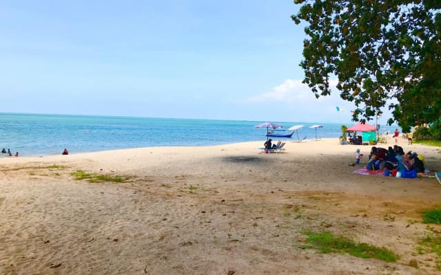 By The Beach - Luxury 2 Bedrooms Family Suite - photo 2