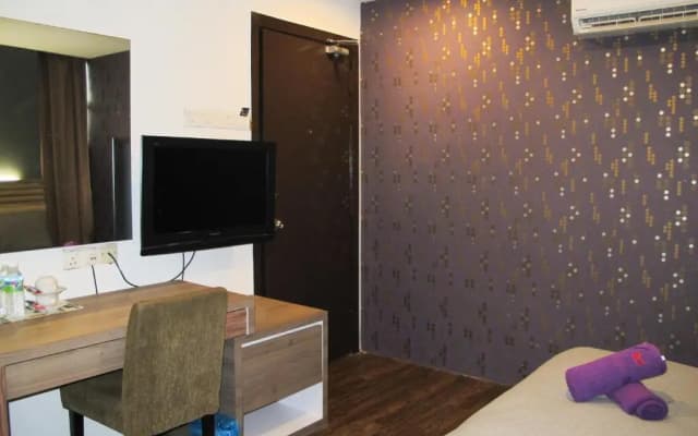 Classical Boutique Hotel - photo 5