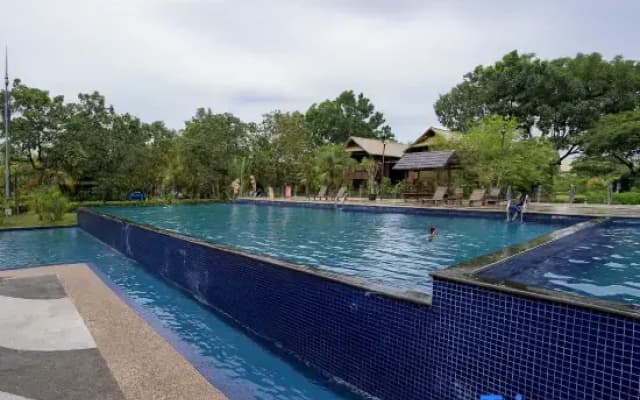 The Langit Duyong Marina Resort - photo 3