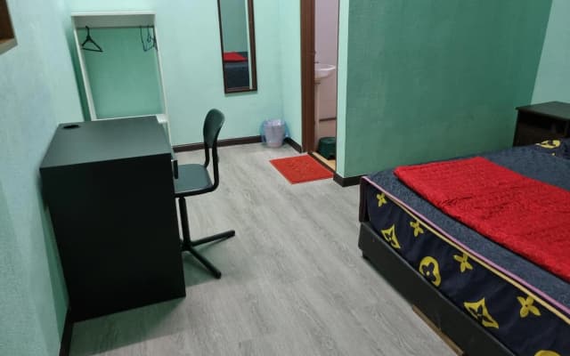 E.R. Budget Inn - photo 3