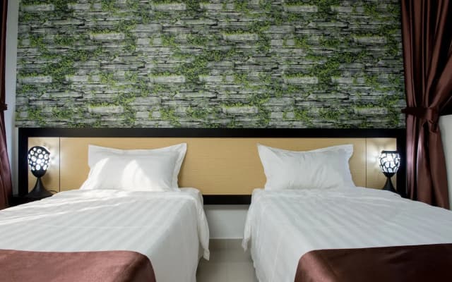 Ezzyhome @ Medini - photo 4