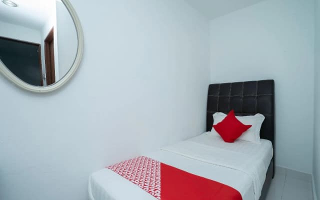OYO 988 Malawati Ria Hotel - photo 2