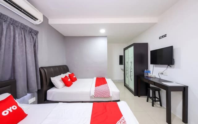 OYO 89702 Md Hotel Masai - photo 4
