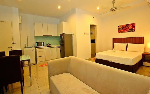 Mansion One Suites By Merlene - photo 2