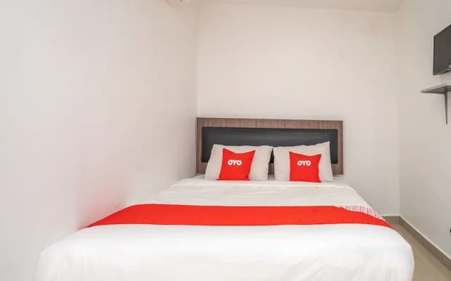 OYO 44093 VRM Hotel - photo 5