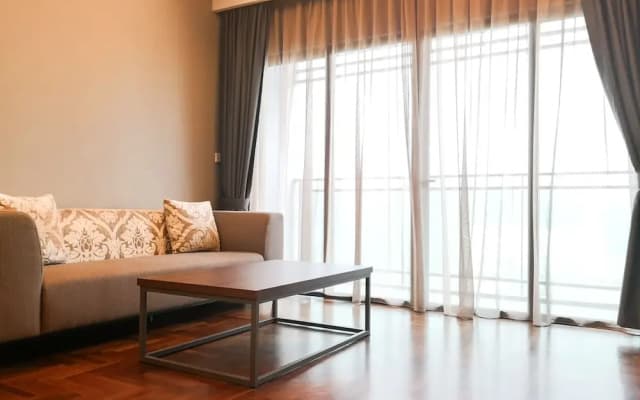 MU Vista – 360 Skypool Superior Suite - photo 2