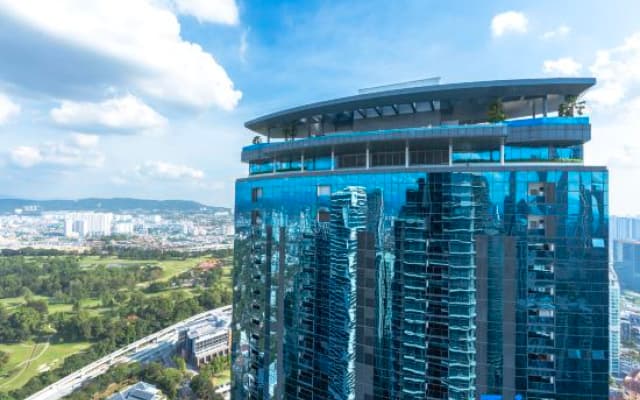 Eaton KLCC Residence by Moonway Luxury Suites - photo 2