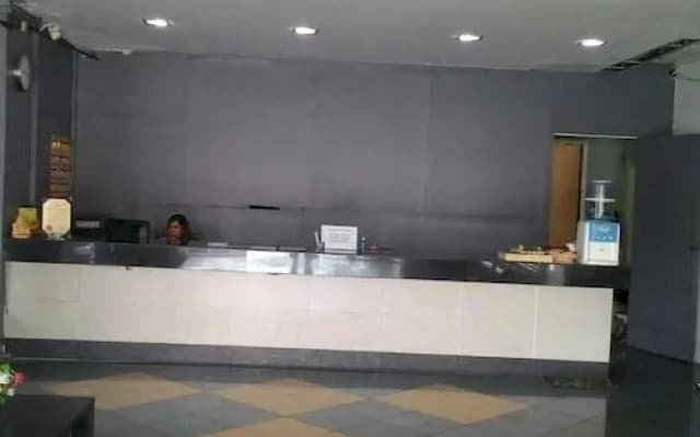 Century Rest Inn - photo 2