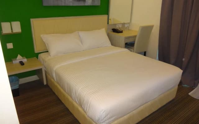 Kosma Business Hotel - photo 2