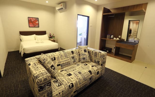 S Boutique Hotel - photo 2