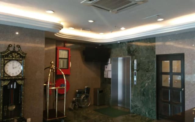 Hotel Sri Puchong - photo 2