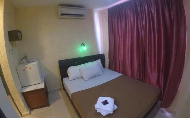 Green Town hotel & Resort Kuah - photo 3