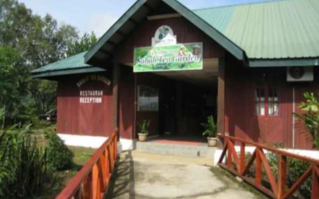 Sabah Tea Garden-Longhouses - photo 4