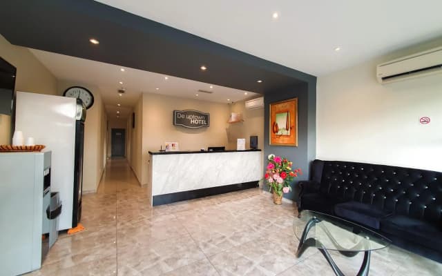De UPTOWN Hotel @ SS2 - photo 2