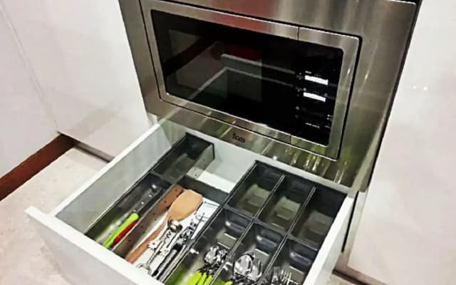 KL101 Service Suite at Soho Suites KLCC - photo 3