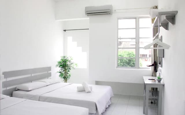 39 Guest House - photo 2