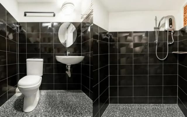 EXECUTIVES Pantai Seaview Batu Ferringhi 2704 - 2 Bedrooms - photo 5