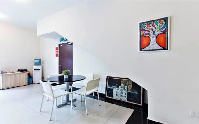 ZEN Rooms Basic Near I-City - photo 4
