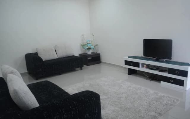Achutra Guesthouse - photo 2