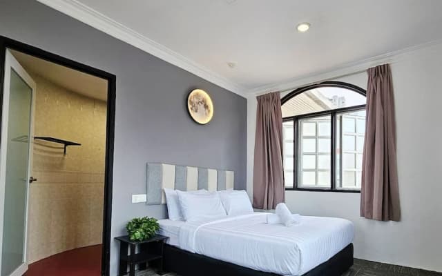 Luna Hotel by Moonknight - photo 2