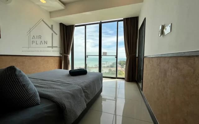 PD D’Wharf Amazing Seaview Suite 9 (Up to 6 Pax) - photo 2