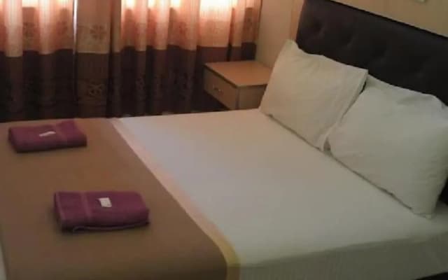 New Wave Vines Hotel - photo 2
