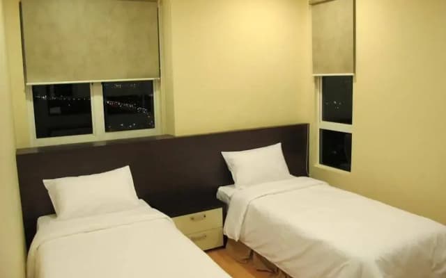 Borneo Holiday Homes Serviced Apartment @ 1Borneo Tower B - photo 4