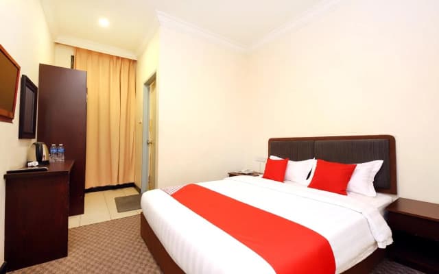 Comfort Hotel By OYO Rooms - photo 4