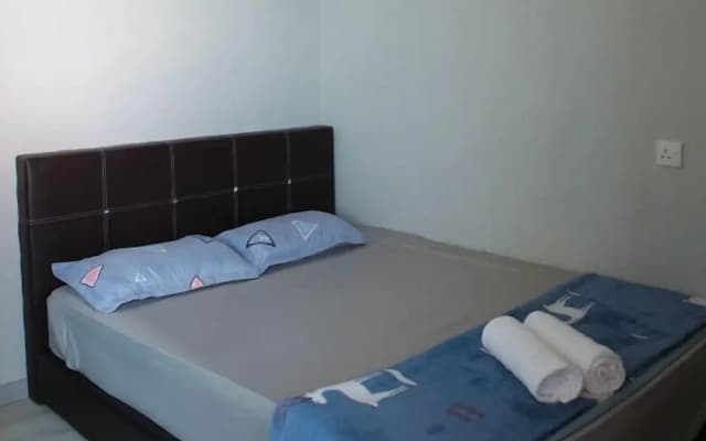 Jesselton Point Homestay - photo 3