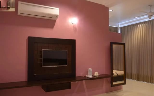 LSH Rest House - photo 5