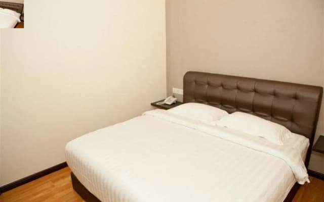 Starz Hotel - photo 2