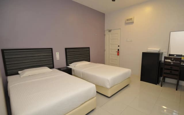 Weston Residence - photo 2