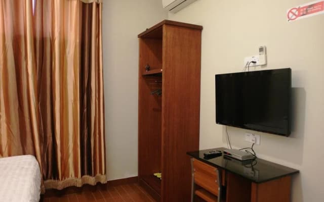 682 Lodge by OYO Rooms - photo 3