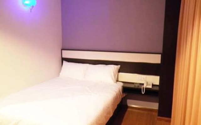 Hotel Zamburger Taman Kapar - photo 3